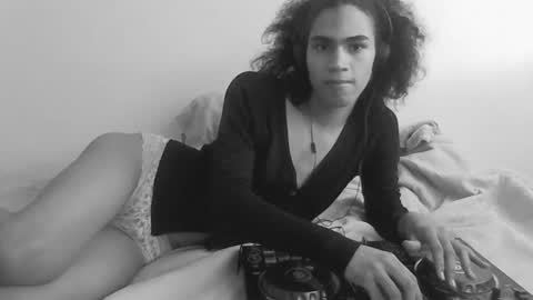 FELINE online show from 5, 11, 2025