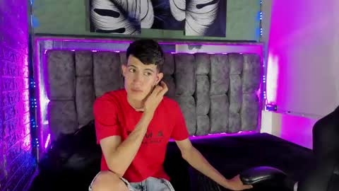 felipe fiire online show from 26, 4, 2026