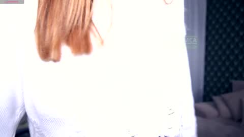 Snapshot of felissiany chatting on 5, 2, 2026 Hello im Nova online show from 5, 2, 2026