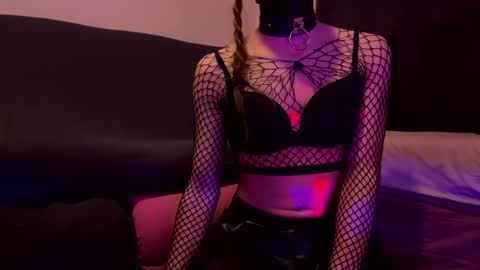 Femboyhorse online show from 3, 3, 2025