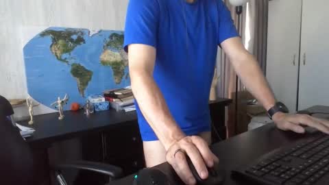 Snapshot of femdomsubby chatting on 5, 12, 2024 femdomsubby online show from 5, 12, 2024