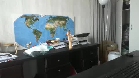 Snapshot of femdomsubby chatting on 5, 12, 2024 femdomsubby online show from 5, 12, 2024