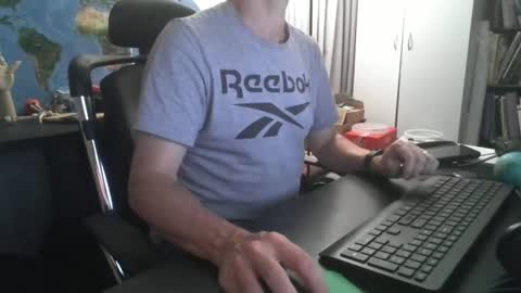 Snapshot of femdomsubby chatting on 15, 12, 2024 femdomsubby online show from 15, 12, 2024