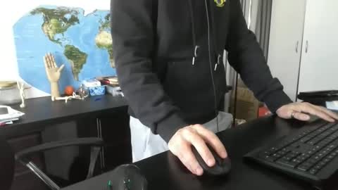 Snapshot of femdomsubby chatting on 18, 12, 2024 femdomsubby online show from 18, 12, 2024