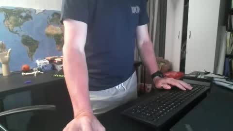 Snapshot of femdomsubby chatting on 22, 12, 2024 femdomsubby online show from 22, 12, 2024