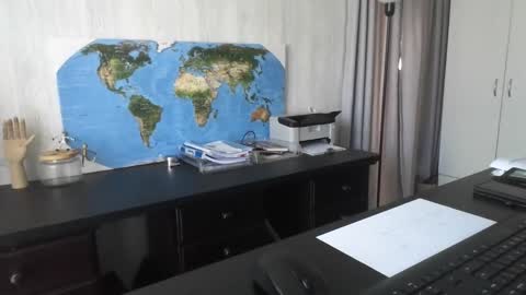 Snapshot of femdomsubby chatting on 21, 1, 2025 femdomsubby online show from 21, 1, 2025