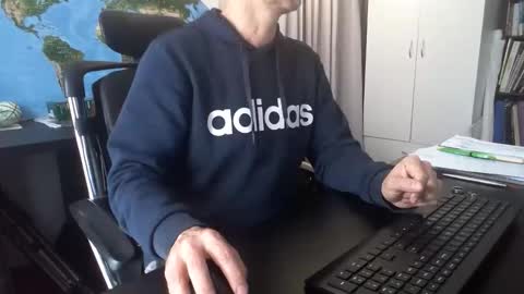 Snapshot of femdomsubby chatting on 16, 9, 2025 femdomsubby online show from 16, 9, 2025