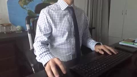 Snapshot of femdomsubby chatting on 18, 9, 2025 femdomsubby online show from 18, 9, 2025