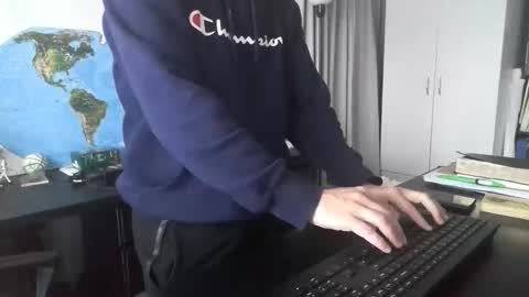 Snapshot of femdomsubby chatting on 22, 9, 2025 femdomsubby online show from 22, 9, 2025