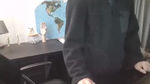 Snapshot of femdomsubby chatting on 31, 10, 2025 femdomsubby online show from 31, 10, 2025