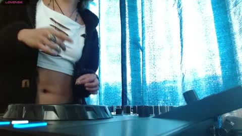 Fenix online show from 9, 1, 2025