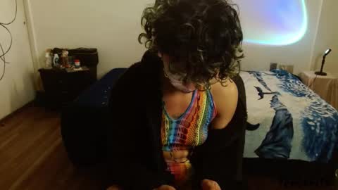 Fenix online show from 6, 3, 2025