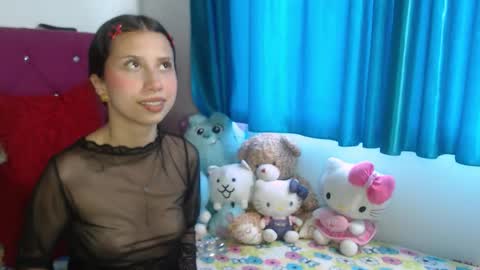 Snapshot of fenixxx1604 chatting on 14, 10, 2025 Fenixxx online show from 14, 10, 2025