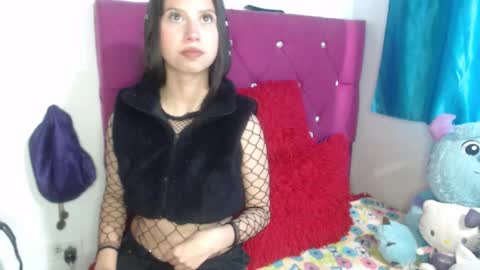 Snapshot of fenixxx1604 chatting on 18, 10, 2025 Fenixxx online show from 18, 10, 2025