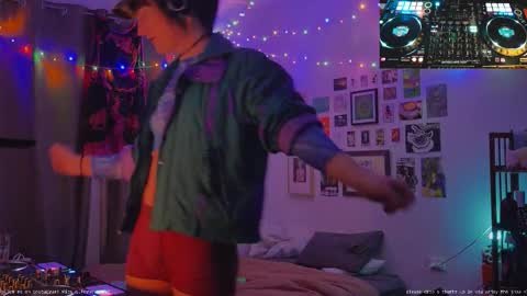 Fern next stream 430pm Monday PST online show from 19, 9, 2025