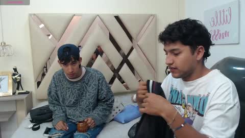 FER PHOENIX online show from 13, 1, 2025