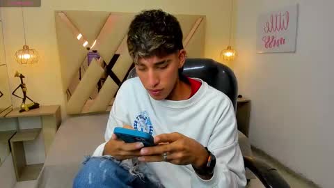 FER PHOENIX online show from 1, 2, 2026