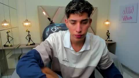 FER PHOENIX online show from 5, 2, 2026