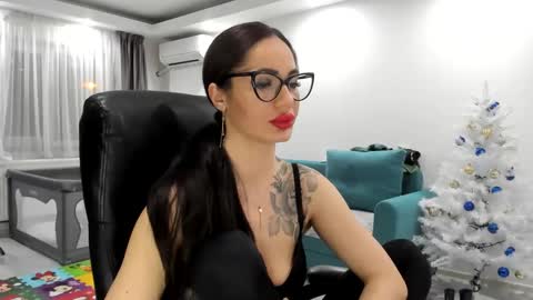 Snapshot of fetishcatalea chatting on 6, 12, 2024 Catalea DM online show from 6, 12, 2024