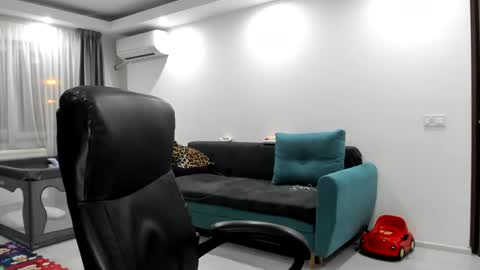 Snapshot of fetishcatalea chatting on 3, 2, 2025 Catalea DM online show from 3, 2, 2025