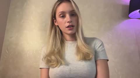 Lisa online show from 1, 10, 2025