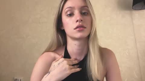 Lisa online show from 23, 12, 2025