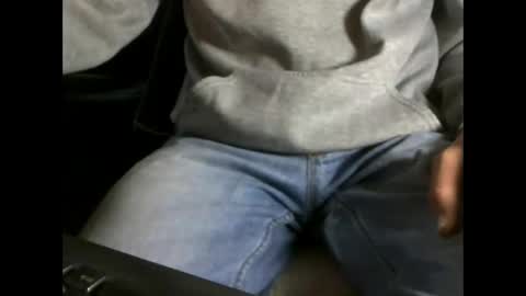 fifi010203 online show from 4, 11, 2025