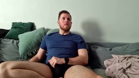 Snapshot of fikol123 chatting on 20, 2, 2025 fiolkamil online show from 20, 2, 2025