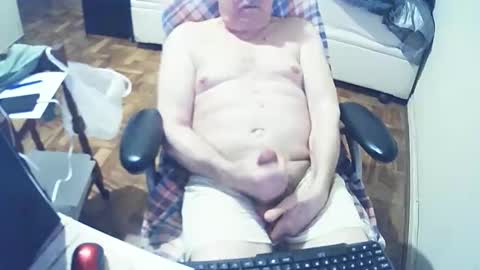 Snapshot of filhober chatting on 17, 10, 2025 filhober online show from 17, 10, 2025