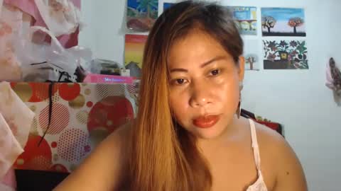 filipina beauty. online show from 23, 2, 2025