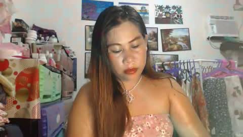filipina beauty. online show from 10, 9, 2025