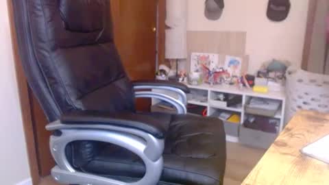 Snapshot of filisdude chatting on 2, 12, 2024 frank online show from 2, 12, 2024