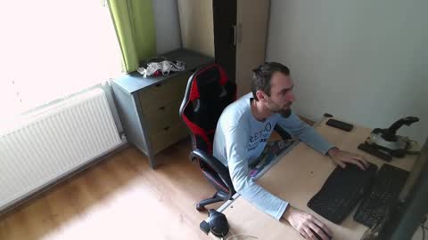 Jane and Findo online show from 9, 3, 2025