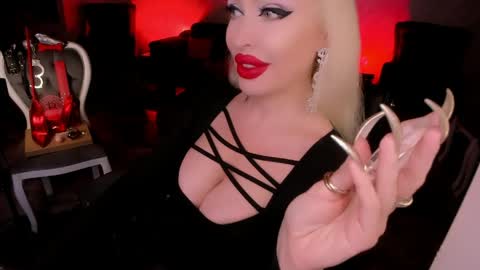 AlfaFemale online show from 20, 4, 2026