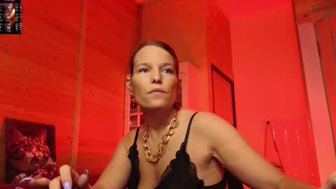 Lady online show from 11, 3, 2026