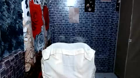 fiona_sexy19 online show from 1, 7, 2026