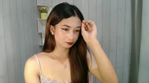 fionaraya online show from 26, 2, 2025