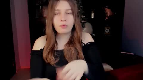 Snapshot of fioramarmoris chatting on 18, 2, 2026 fiora online show from 18, 2, 2026