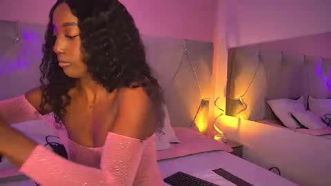 Fiorela Lenin  online show from 9, 4, 2026