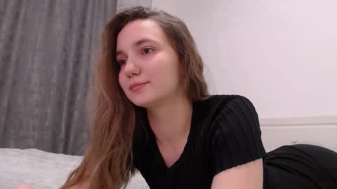 fireflies_fly_ online show from 7, 1, 2026