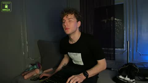 Sexy Tony online show from 18, 10, 2025