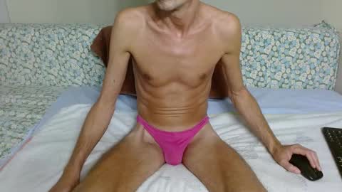 Snapshot of fithotguy90 chatting on 12, 10, 2025 Luis online show from 12, 10, 2025