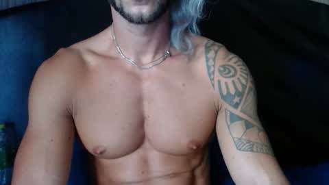 Snapshot of fitness1989 chatting on 2, 12, 2025 fitness1989 online show from 2, 12, 2025