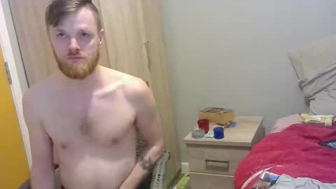 Snapshot of fitzrich2 chatting on 17, 12, 2025 Dickrick online show from 17, 12, 2025