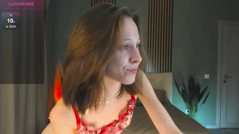 im Linda please give me thumbs up online show from 4, 11, 2025