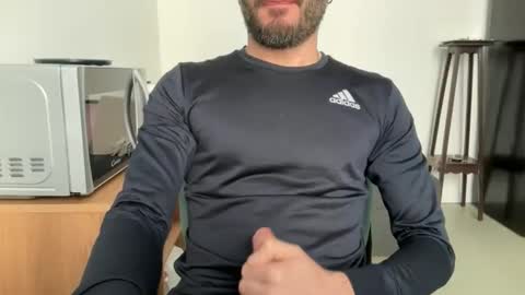 Fla is short for Flavio online show from 19, 3, 2026