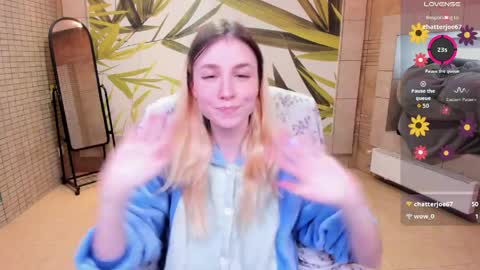 FlexiMona online show from 11, 4, 2026