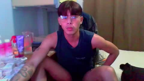 Snapshot of flirtfactorx chatting on 17, 10, 2025 flirtfactorx online show from 17, 10, 2025