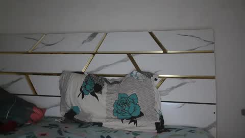 flirtsxxx online show from 6, 2, 2025