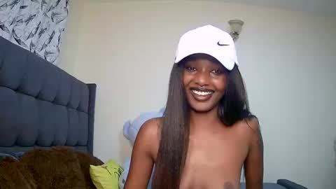 Snapshot of flirtyy_sheery chatting on 20, 12, 2024 sheery online show from 20, 12, 2024